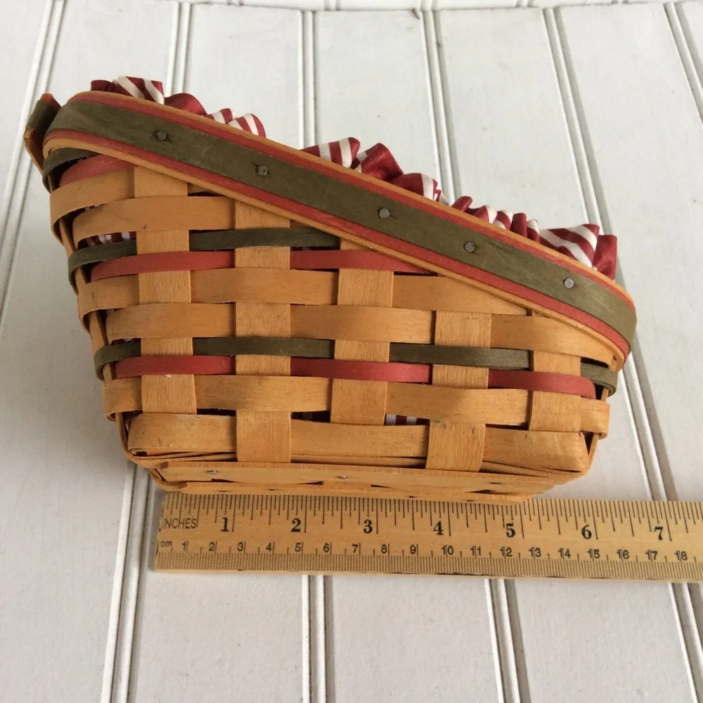 Vintage:  Longaberger Dash Away Sleigh Basket.